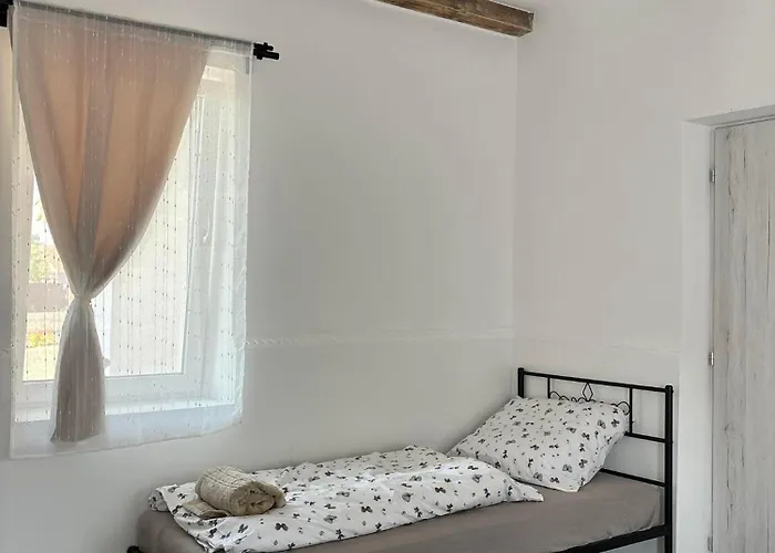 Relax Vendeghaz Tisza-to * Poroszló